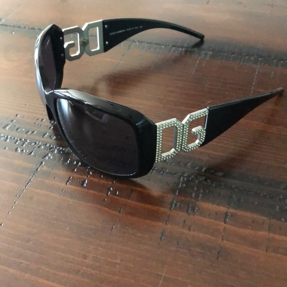 dg rhinestone sunglasses